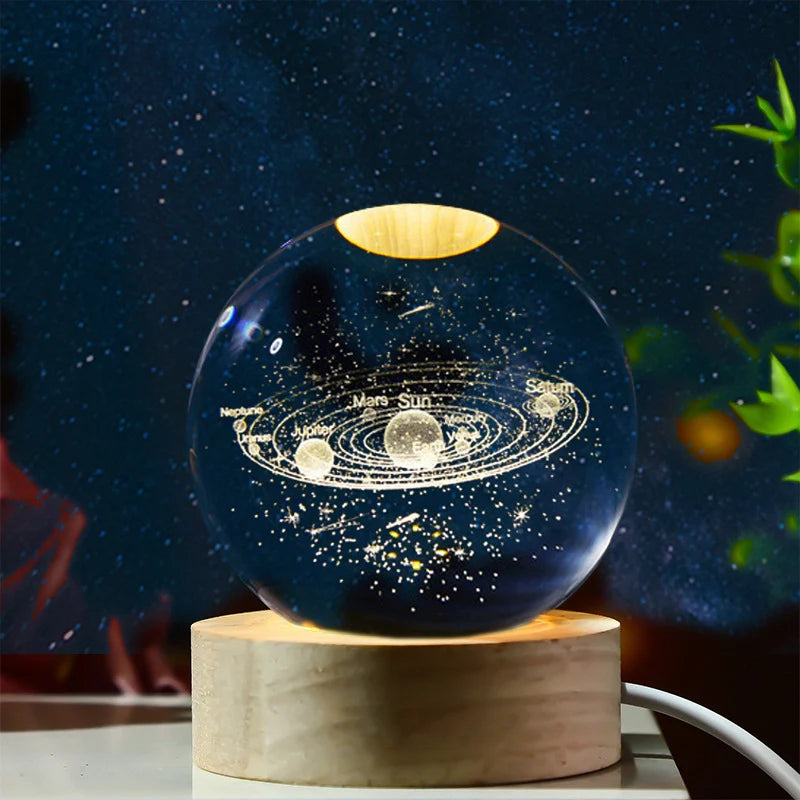 GalacticSphere® - Bola de Cristal 3D con Diseño de Sistema Solar con Iluminación y Base de Madera