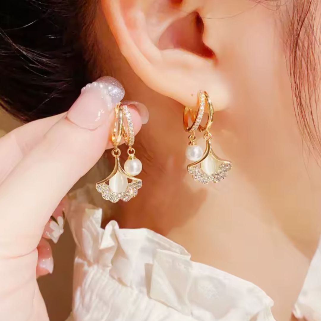 Twinkle Touch™ – Pendientes de Germanio Elegantes con Perlas y Brillantes para Mujer Sofisticada